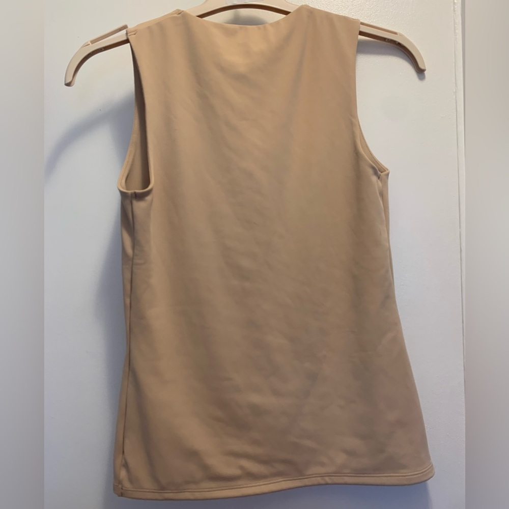 Express Body Contour High Compression Crew Neck Tank - Size M - Picture 4 of 5